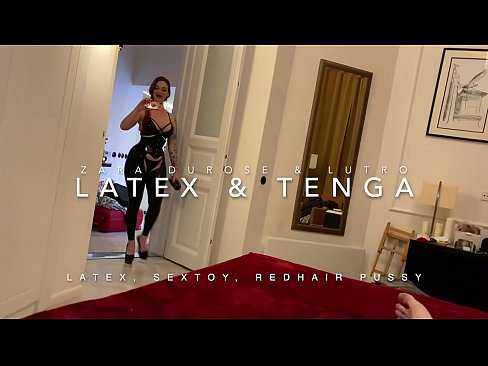 ❤️ Vörös hajú féltestvér latex jelmezben, akit a féltestvére baszott meg Baszás at hu.tuberxxx.ru ☑