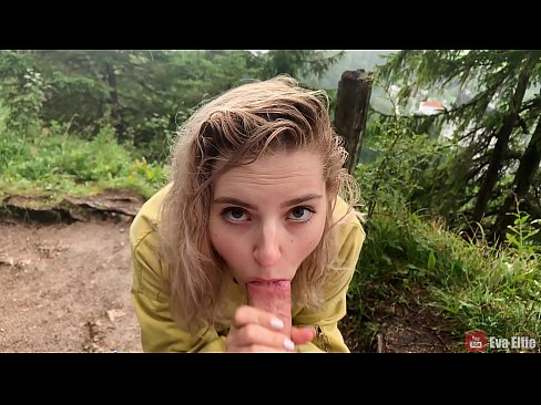 ❤️ Lány lenyeli az ondót nyilvános szopás után - Eva Elfi Baszás at hu.tuberxxx.ru ☑